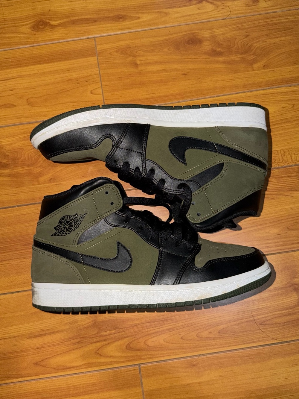 Nike Air Jordan 1 Mid Men's Sneakers - Olive Green/Black